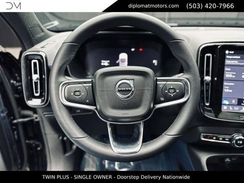Used 2023 Volvo C40 P8 Recharge Plus AWD/4WD image 29