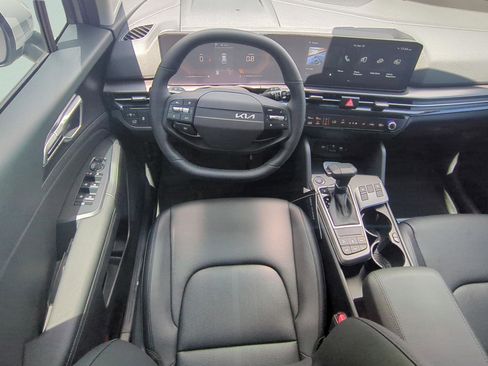New 2026 Kia Sportage EX FWD image 15
