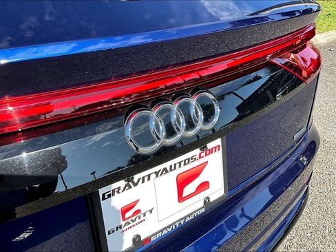 Used 2019 Audi Q8 Prestige AWD/4WD image 24