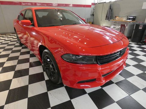 Used 2022 Dodge Charger SXT image 3