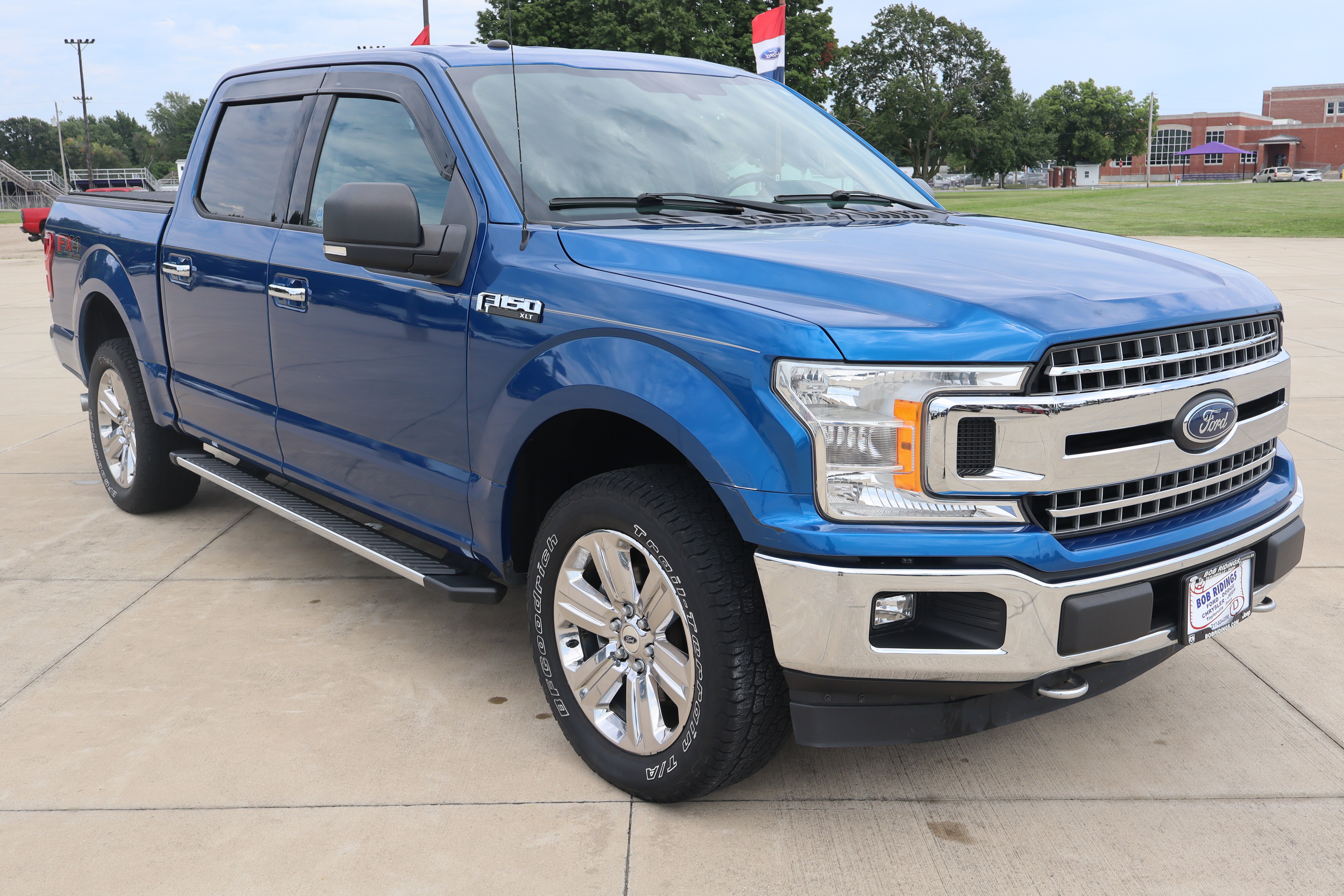 Used 2018 Ford F150 XLT w/ Equipment Group 302A Luxury AWD/4WD image 3