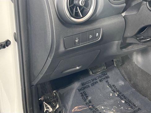 Used 2023 Hyundai Kona SEL image 10