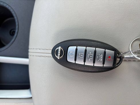 Used 2025 Nissan Altima 2.5 SV FWD image 24