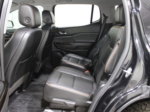 Used 2023 GMC Acadia AT4 w/ Technology Package image 29