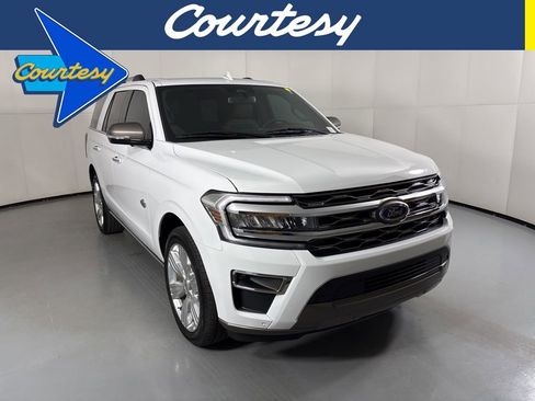 Used 2024 Ford Expedition King Ranch image 1