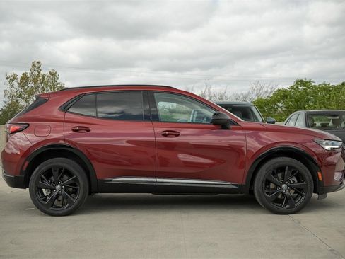 Used 2022 Buick Envision Essence w/ Technology Package I image 5