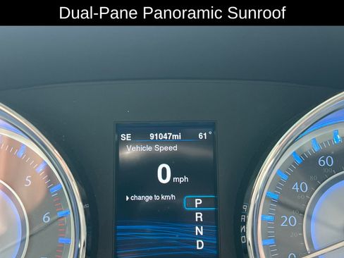 Used 2013 Chrysler 300 C w/ Beats Audio Group RWD image 12