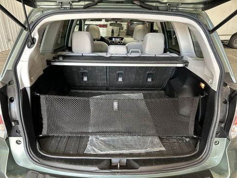 Used 2018 Subaru Forester 2.5i Premium AWD/4WD image 24