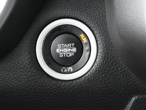 Used 2020 RAM 1500 Big Horn RWD image 22