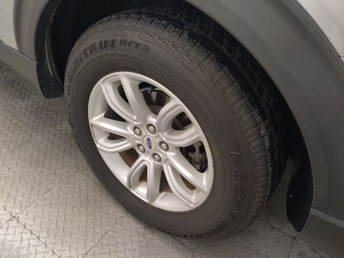 Used 2020 Ford Explorer 2WD image 31