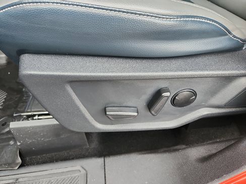 Used 2024 Ford Bronco Outer Banks image 23