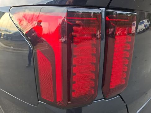 Used 2021 Kia Sorento S image 47