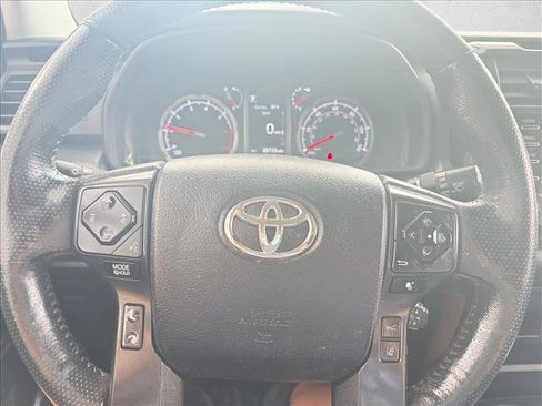 Certified 2023 Toyota 4Runner TRD Off-Road Premium w/ Moonroof Package AWD/4WD image 8
