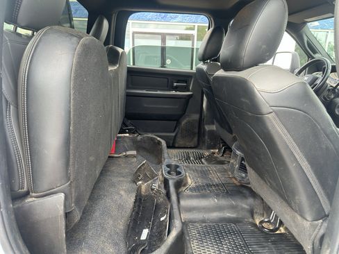 Used 2024 RAM 3500 Tradesman w/ Chrome Appearance Group AWD/4WD image 12