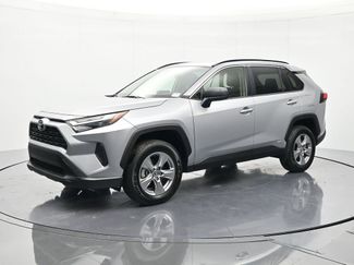 Used 2025 Toyota RAV4 LE AWD/4WD video 1