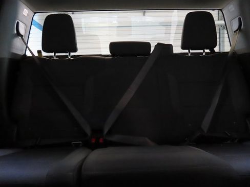 Used 2023 Chevrolet Silverado 1500 LT image 31