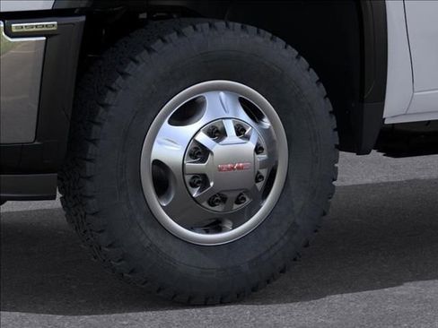 New 2026 GMC Sierra 3500 Pro image 9