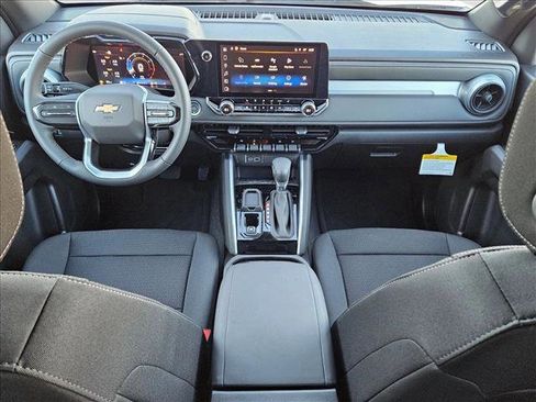 New 2026 Chevrolet Colorado LT image 16