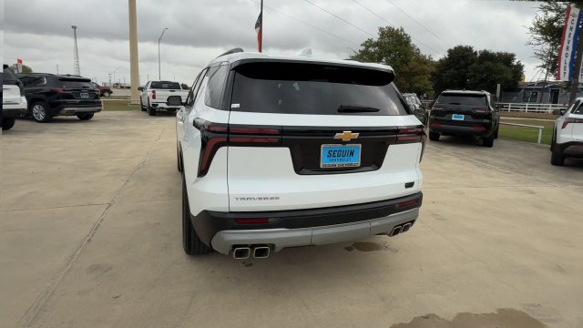 Certified 2026 Chevrolet Traverse LT w/ Driver Confidence Package FWD image 7