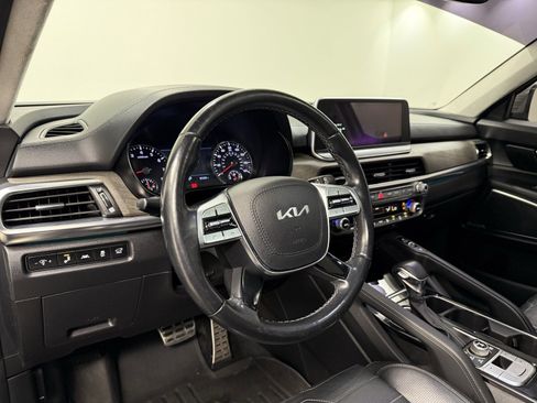 Used 2022 Kia Telluride SX w/ SX Prestige Package image 13