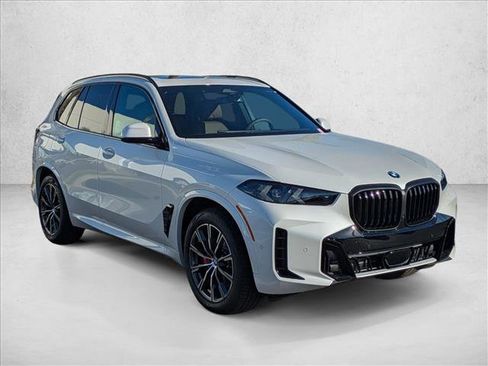New 2026 BMW X5 xDrive40i w/ M Sport Package image 7