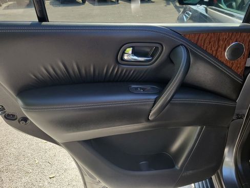 Used 2020 Nissan Armada Platinum w/ Captain's Chairs Package image 18