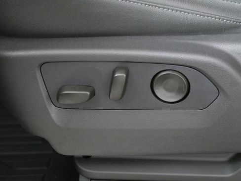 New 2026 GMC Sierra 1500 SLT w/ SLT Premium Plus Package image 12