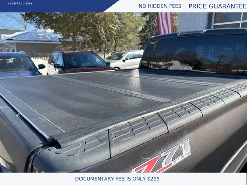 Used 2010 Chevrolet Silverado 2500 LT w/ Interior Plus Package image 17