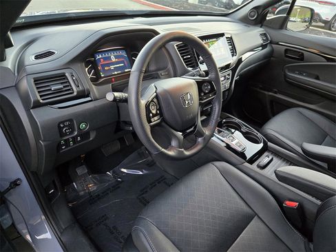Certified 2023 Honda Passport Elite image 18