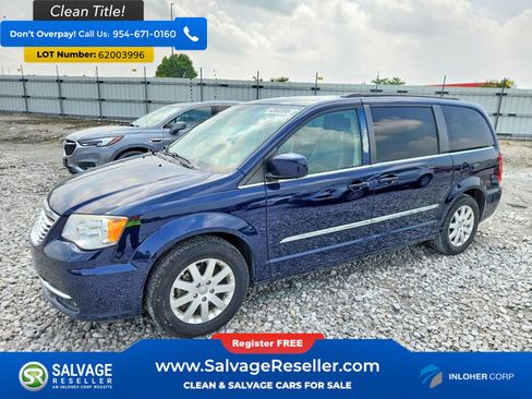 Used 2014 Chrysler Town & Country Touring FWD image 1