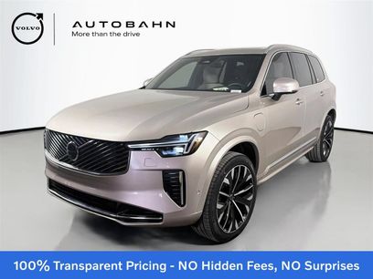 New 2026 Volvo XC90 T8 Plus w/ Protection Package Premier