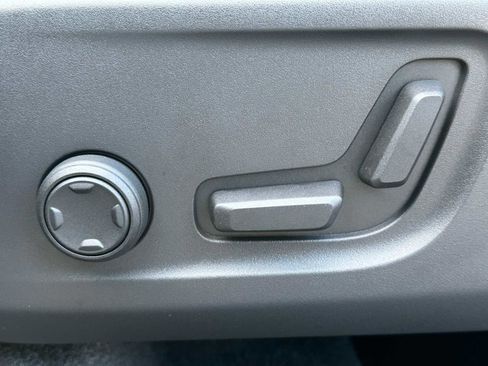 New 2026 Volvo XC40 B5 Ultra w/ Climate Package image 22