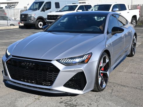 Used 2024 Audi RS 7 Performance image 2