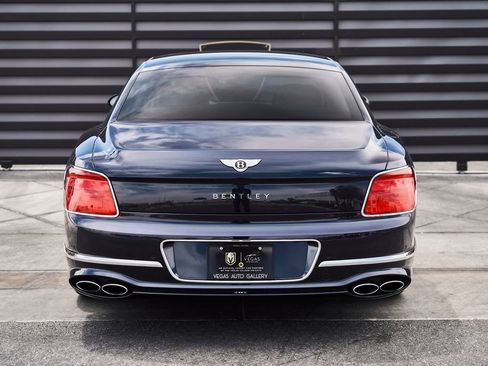 Used 2021 Bentley Flying Spur V8 AWD/4WD image 15