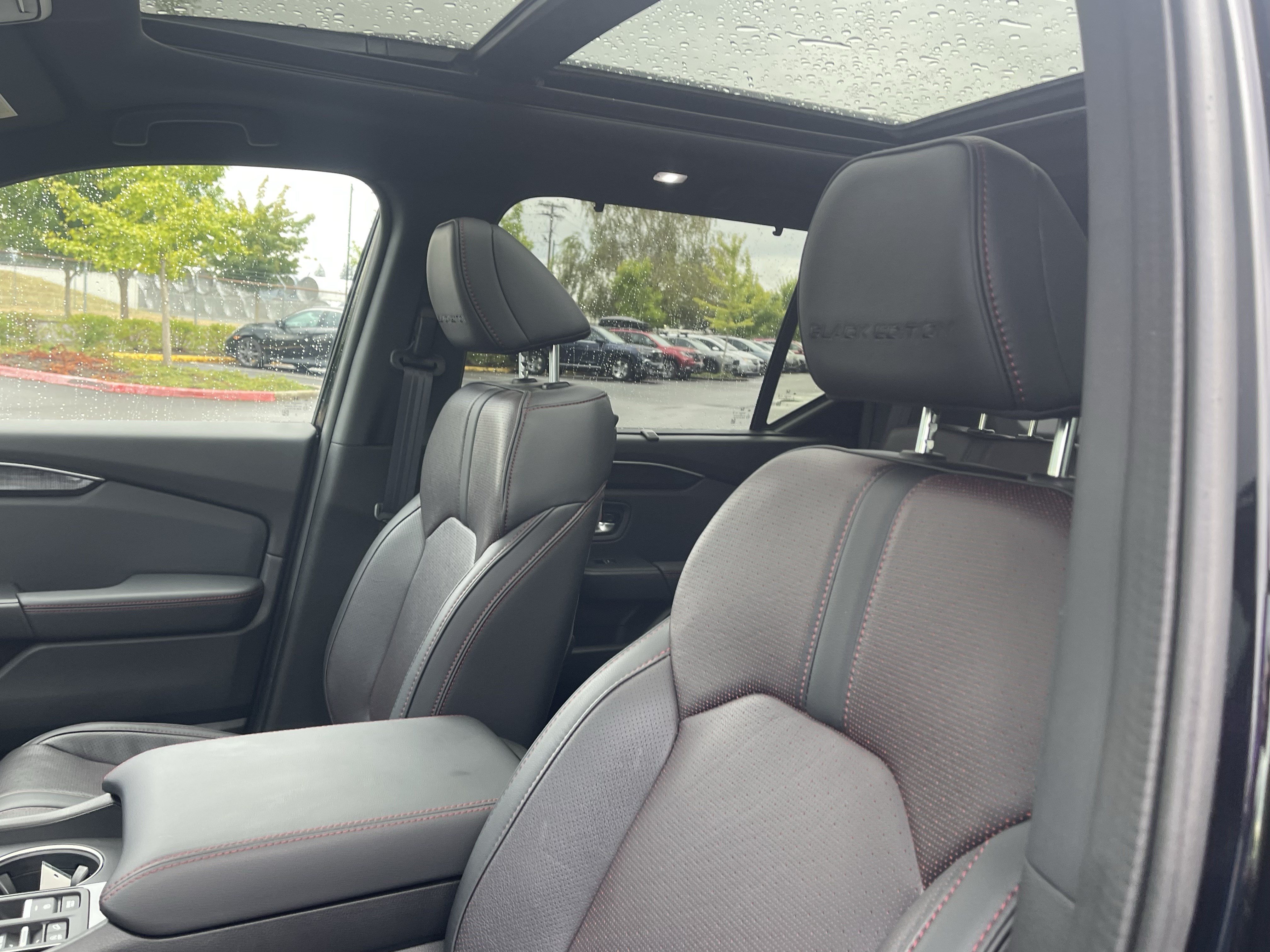 Used 2025 Honda Pilot Black Edition image 18