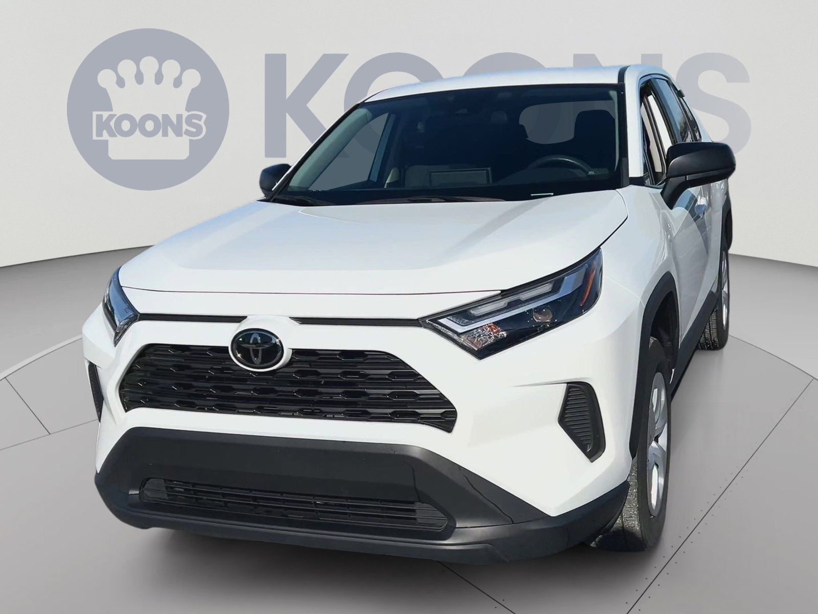Used 2024 Toyota RAV4 LE FWD image 5