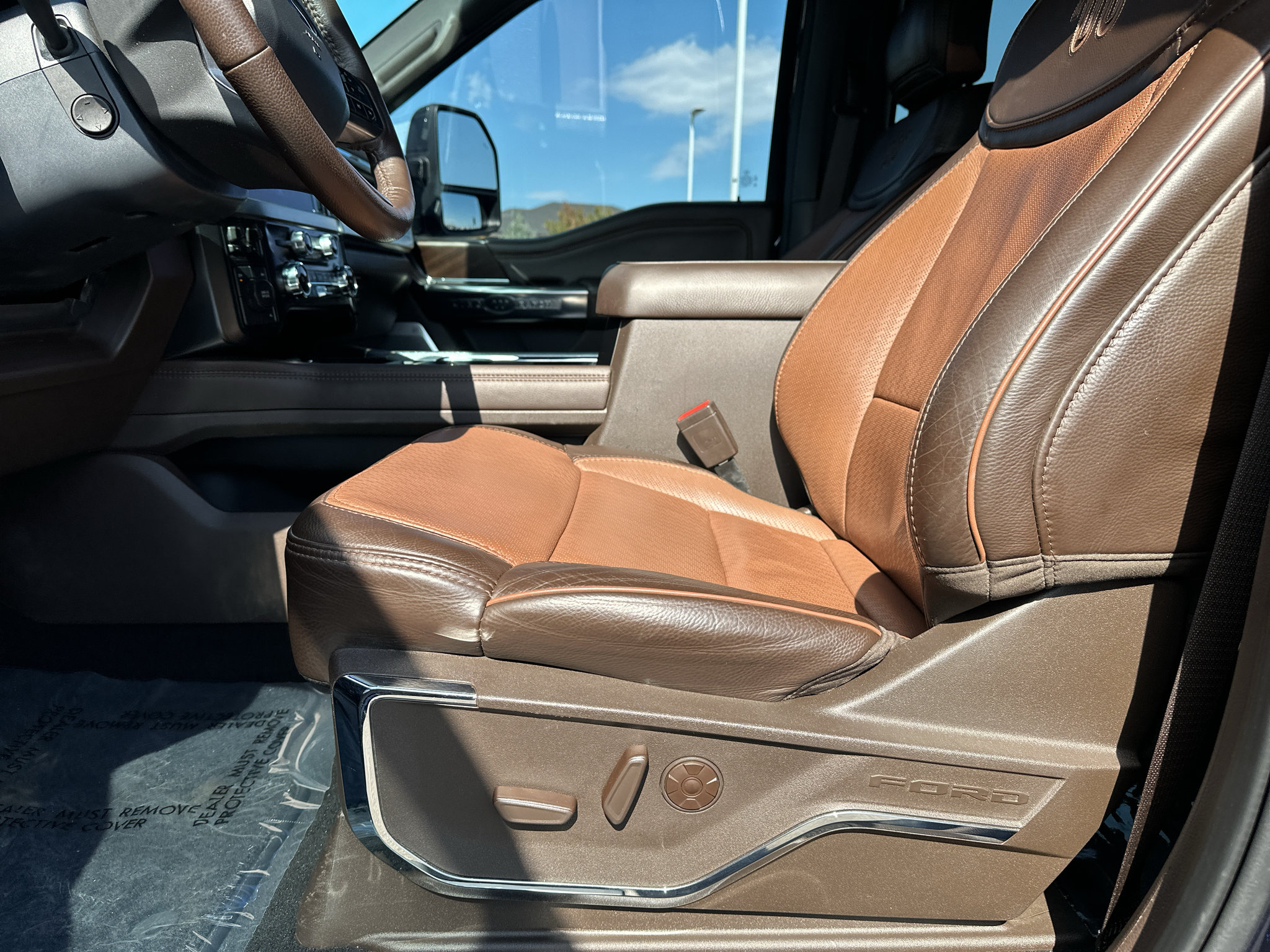 Used 2024 Ford F450 King Ranch w/ FX4 Off-Road Package AWD/4WD image 16