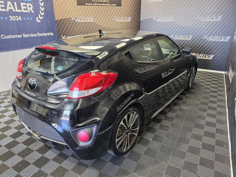 Used 2016 Hyundai Veloster Turbo FWD image 8