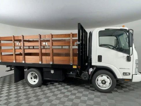 New 2025 Chevrolet Low Cab Forward image 2