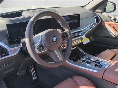 New 2026 BMW X5 sDrive40i w/ M Sport Package RWD image 3