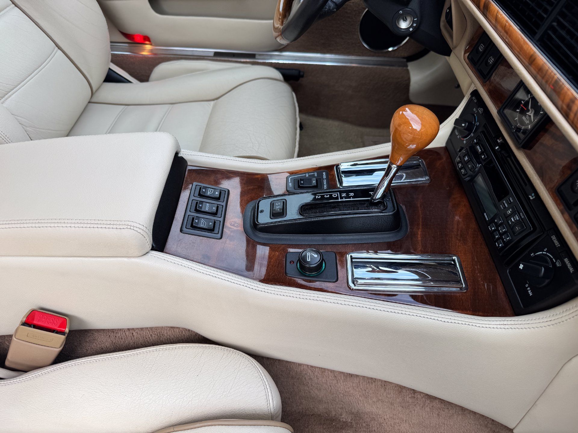 Used 1996 Jaguar XJS 4.0 Convertible RWD image 60