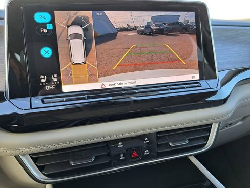 New 2026 Volkswagen Atlas SEL Premium R-Line image 11