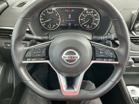 Used 2021 Nissan Altima 2.5 SR FWD image 11