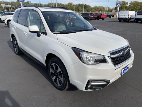 Used 2018 Subaru Forester 2.5i Limited image 10