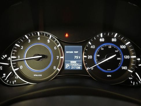 Used 2016 INFINITI QX80 4WD w/ Driver's Assistance Package image 14