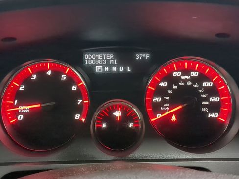 Used 2012 GMC Acadia SLE image 12