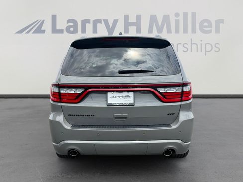 Certified 2025 Dodge Durango GT w/ Blacktop Package RWD image 4