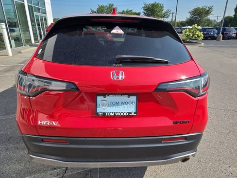 Used 2024 Honda HR-V Sport image 7