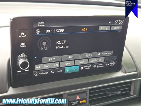 Used 2025 Honda Pilot Elite image 25