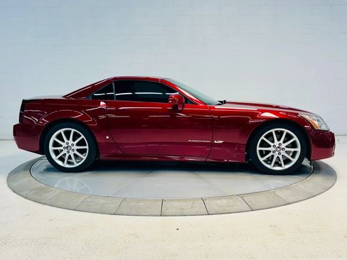 Used 2006 Cadillac XLR V RWD image 2